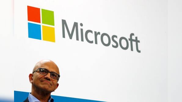 Microsoft cloud revenue reaccelerates, sending profit above Street estimates