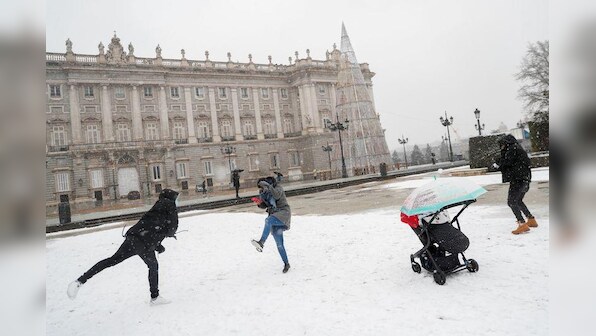 Snowstorm hits Spain, Madrid braces for heaviest snowfall in decades