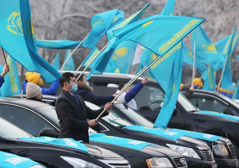 Kazakh expresidents party set to retain hold on power in Sundays vote