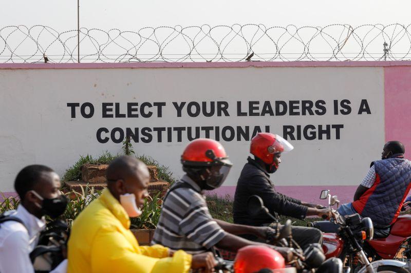 Ugandans report internet problems on eve of presidential election