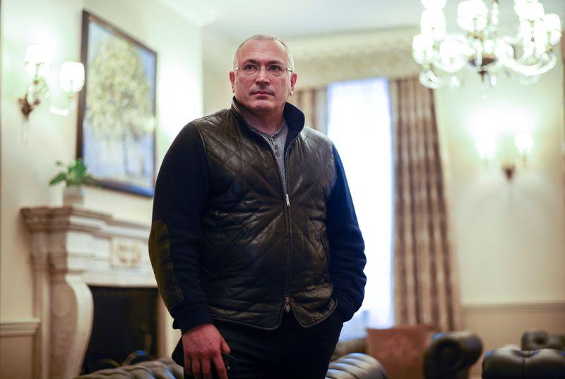 Khodorkovsky says autocrat Putin trying to show he is Russias top dog with Navalny arrest