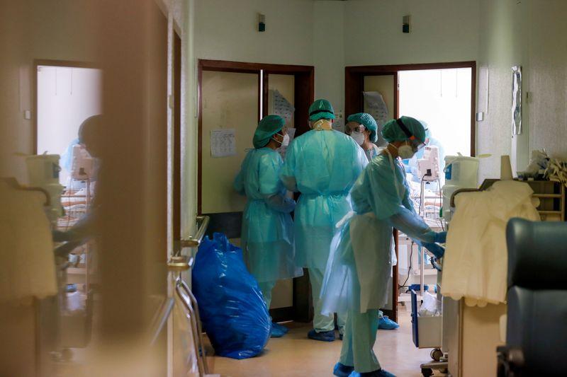 Doctors despair schools shut as pandemic overwhelms Portugal