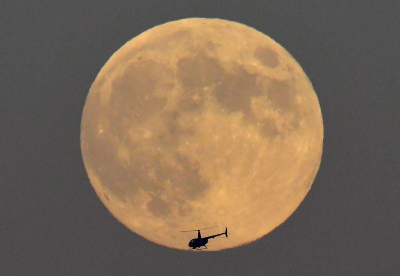 Exclusive: Air taxi startup Joby explores deal to go public - sources Exclusive: Air taxi startup Joby explores deal to go public - sources