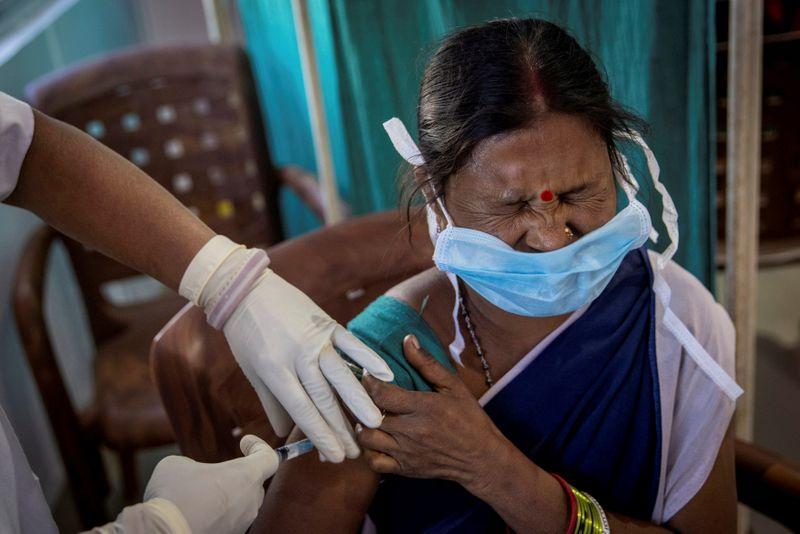 Modi says India selfreliant on COVID19 vaccines as 1 million inoculated
