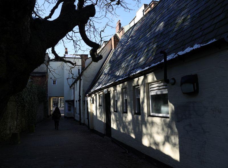 Loved by students scholars and writers for 450 years Oxford pub succumbs to COVID