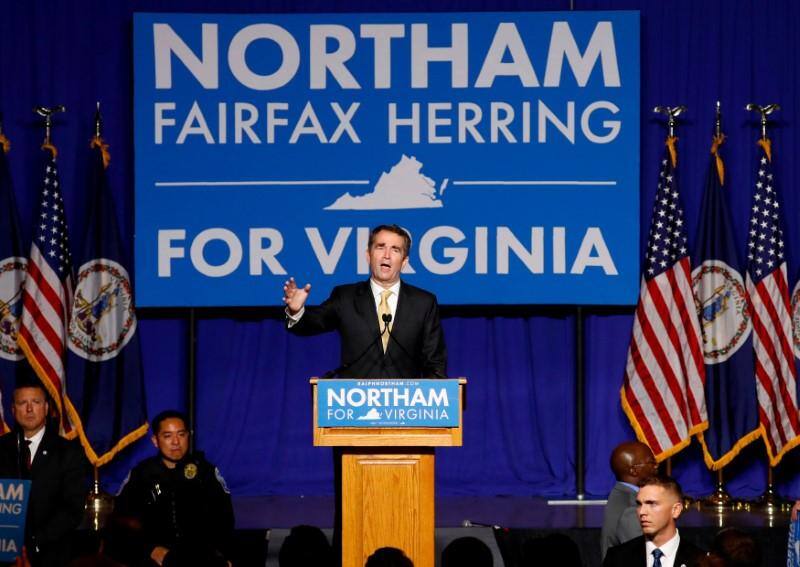 Virginia governor resists mounting pressure to resign Virginia governor resists mounting pressure to resign