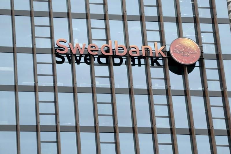 Estonia investigates alleged Swedbank link to money laundering scandal
