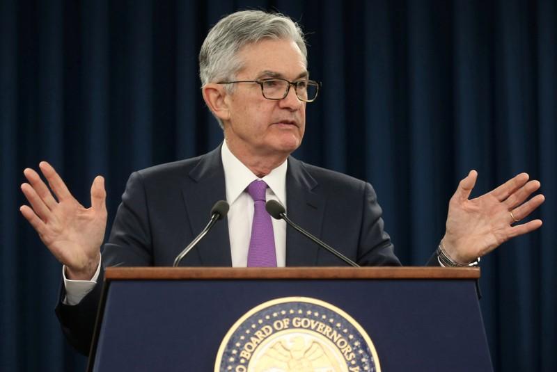 Feds Powell sees solid but slower US economic growth in 2019