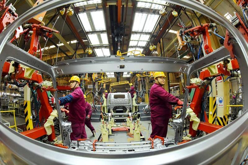 China February factory activity shrinks for third straight month, misses forecast China February factory activity shrinks for third straight month, misses forecast