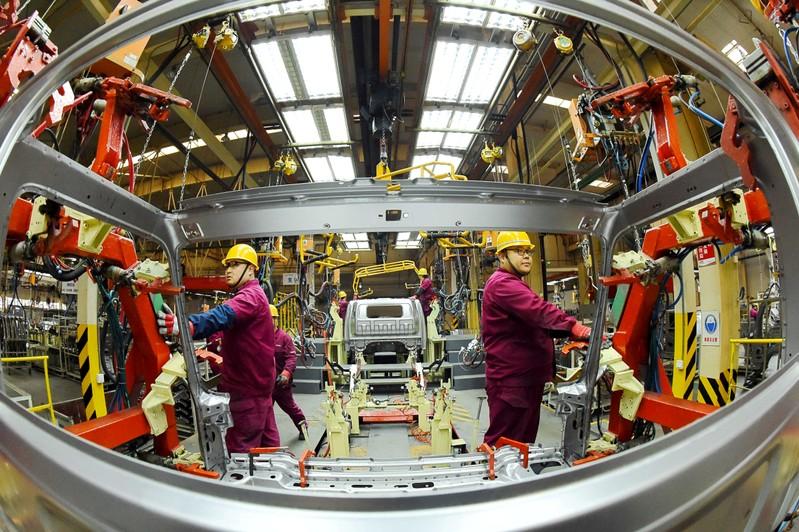 China February factory activity shrinks for third straight month, misses forecast China February factory activity shrinks for third straight month, misses forecast