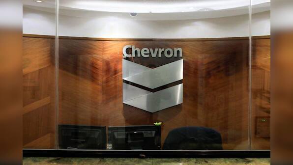 Exxon, Chevron results augur tough year ahead, shares drop