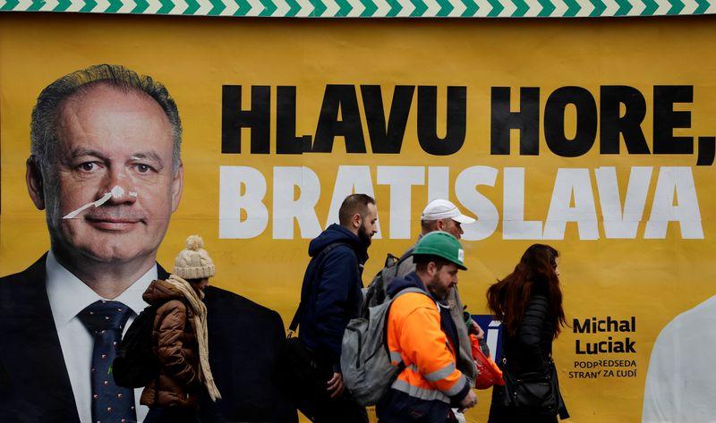 Slovaks poised to oust ruling Smer party in election clouded by graft Slovaks poised to oust ruling Smer party in election clouded by graft