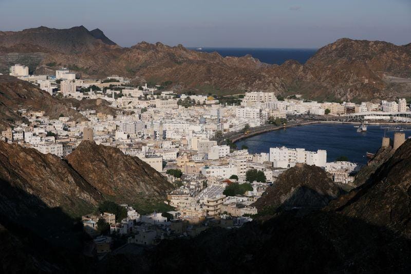 Oman extends Omanisation by giving locals higher education jobs