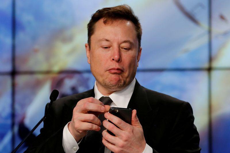 Elon Musk says he supports top dogecoin holders selling most of their coins