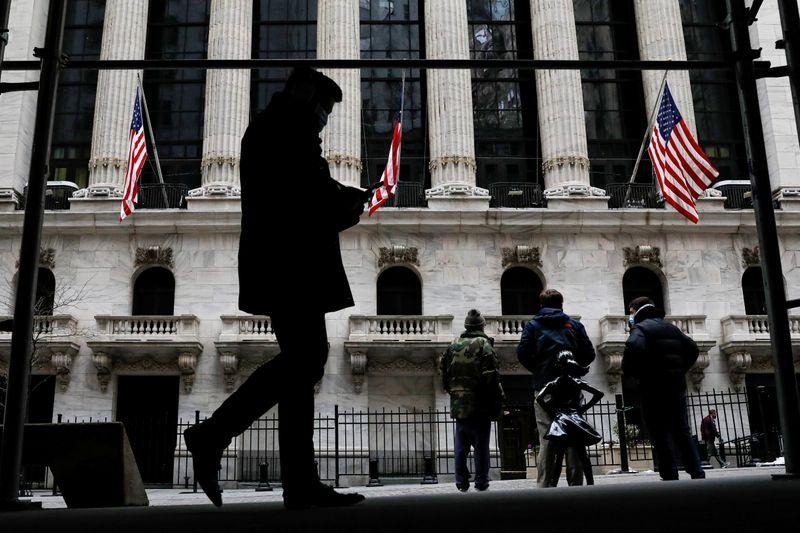 Recovery rally drives Dow to new peak