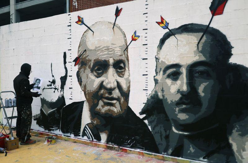 Graffiti artists protest over jailed Spanish rapper