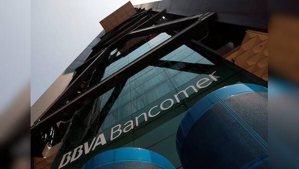 Thousands evacuated from BBVA's Mexico City offices after threats