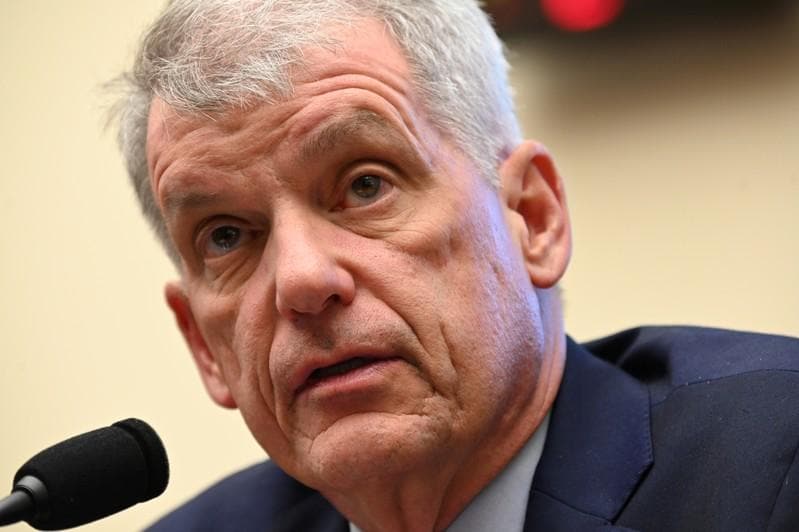 Wells Fargo CEO's pay raise draws rare Fed responseBusiness News