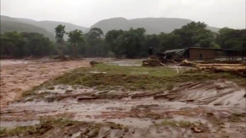 Death toll in Mozambique cyclone, floods could surpass 1,000: president