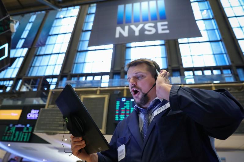 Wall Street advances ahead of Fed policy meeting