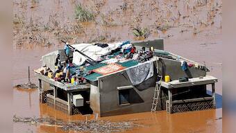 Cholera cases reported as hunger, disease stalk African cyclone survivors