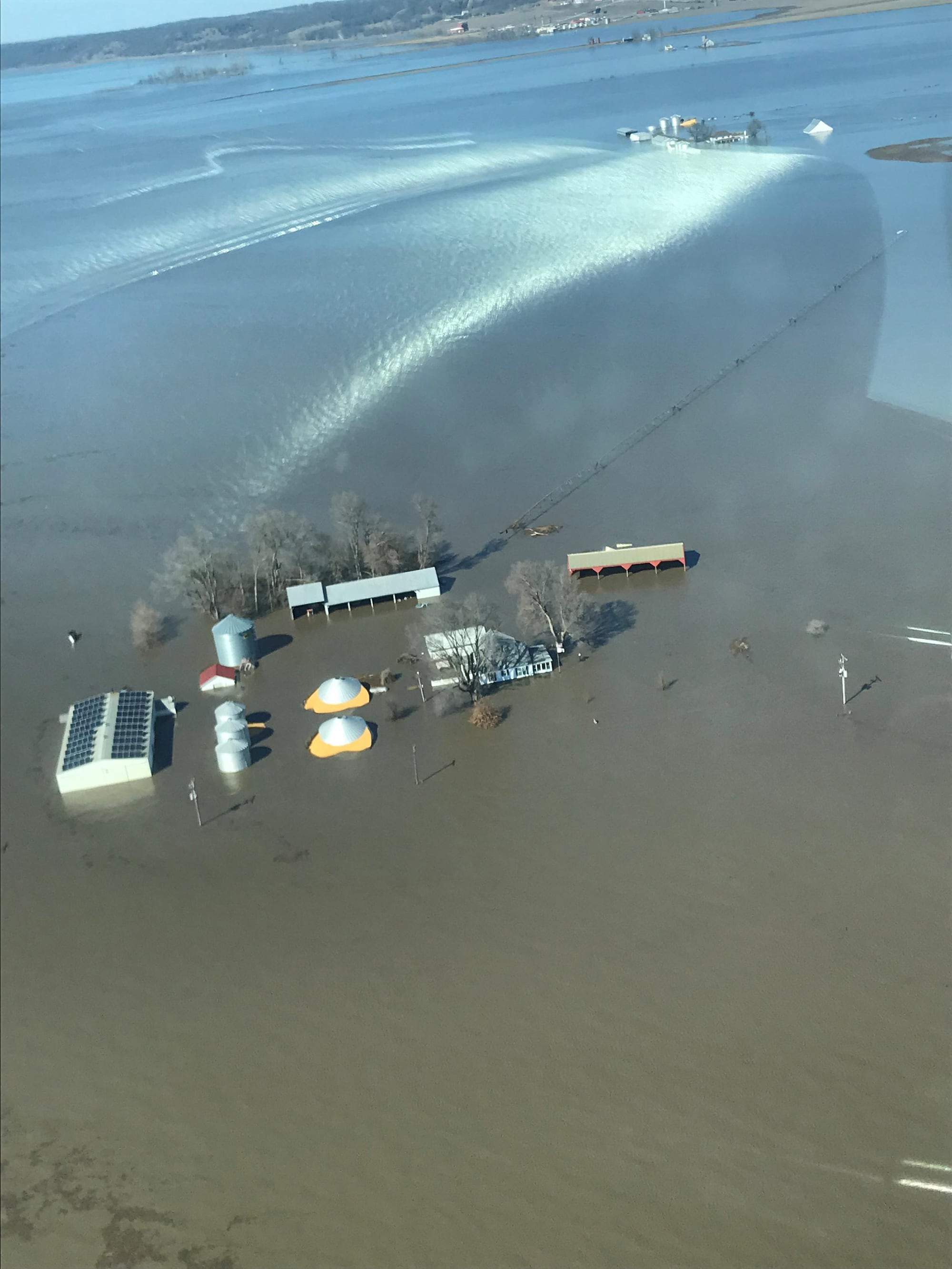 Act Now: Milwaukee County Needs Your Help After Devastating Flood - 9ht5ysr