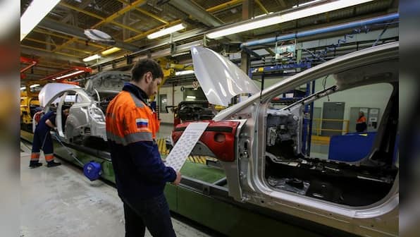 Ford to leave Russian car market, cede control in joint venture