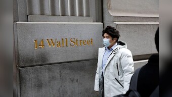Stocks stage furious rally late after national emergency declared