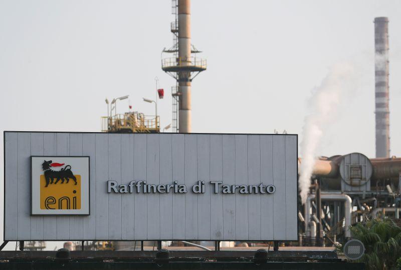 As virus destroys fuel demand global refiners prepare run cuts
