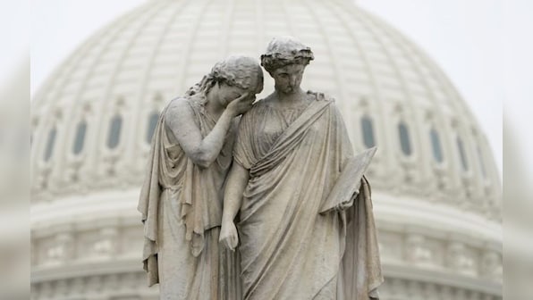 'Very close:' $2 trillion coronavirus aid deal takes shape in U.S. Congress
