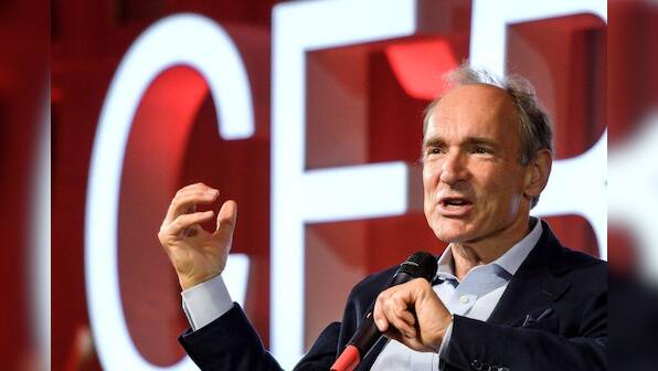 Web inventor Berners-Lee says &quot;fad&quot; of internet giants will pass