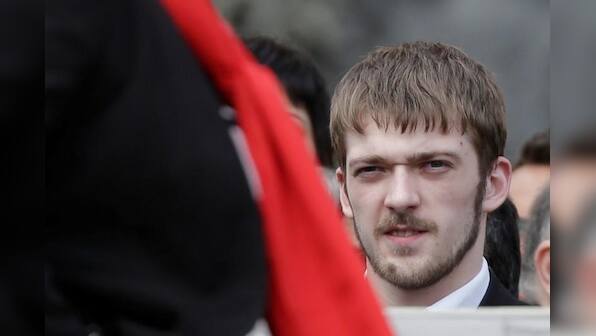 Father of gravely ill UK child Alfie Evans seeks hospital truce