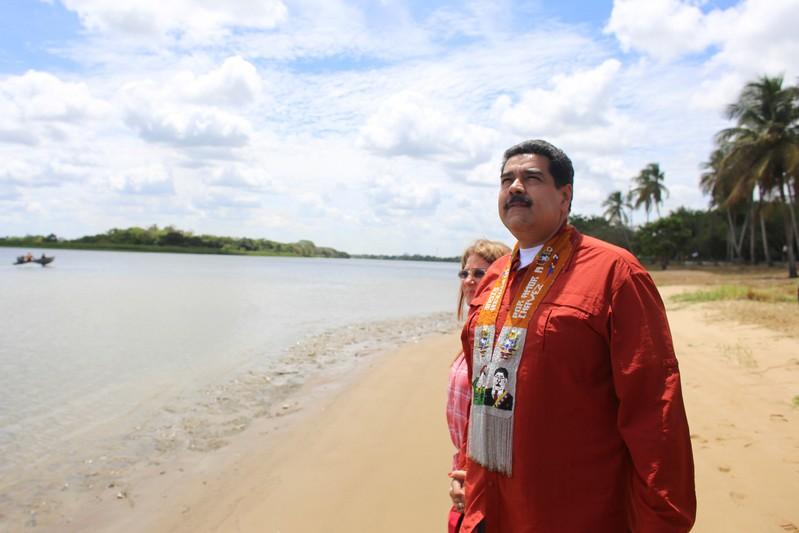 Venezuela, Panama to restore ambassadors, resume airline service - Maduro