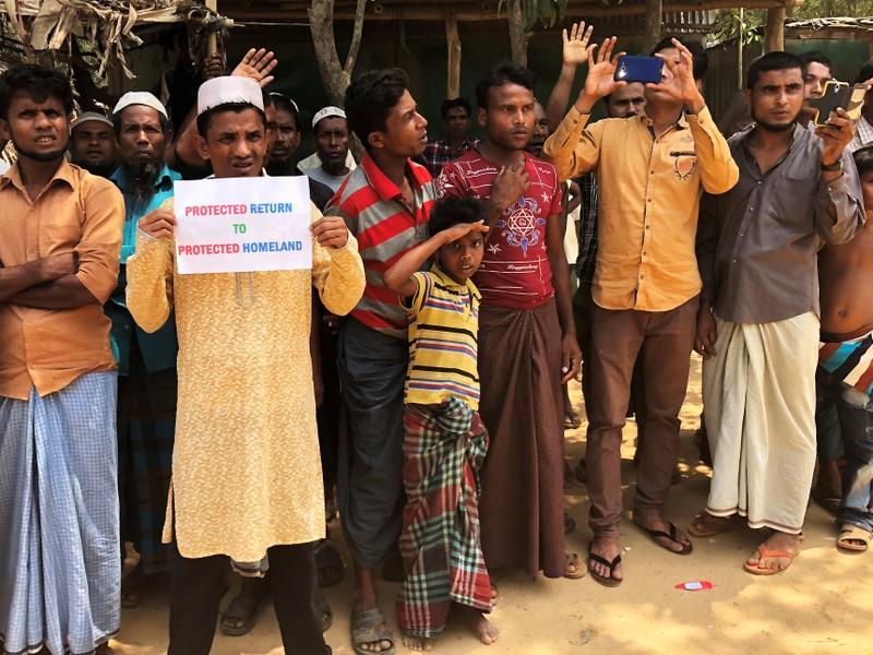 Rohingya refugees tearfully plead for U.N. Security Council help