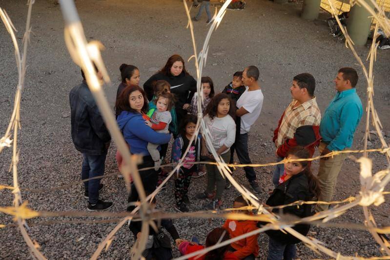 Trump aides repeat threat to shut down U.S.-Mexico border on migrant crisis