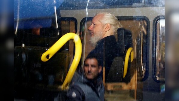 U.S. charges WikiLeaks' Assange with hacking conspiracy with Manning