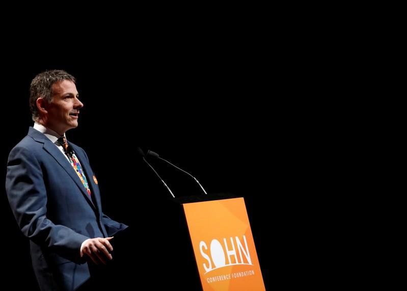 David Einhorn's Greenlight says Tesla 'on the brink' of failure: client letter David Einhorn's Greenlight says Tesla 'on the brink' of failure: client letter