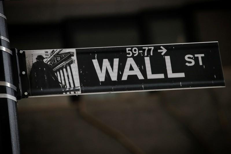 Wall Street edges higher on generally positive earnings