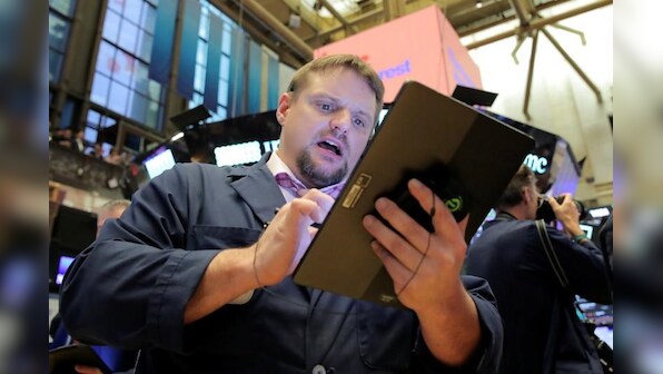 Wall Street pauses as investors await spate of major earnings