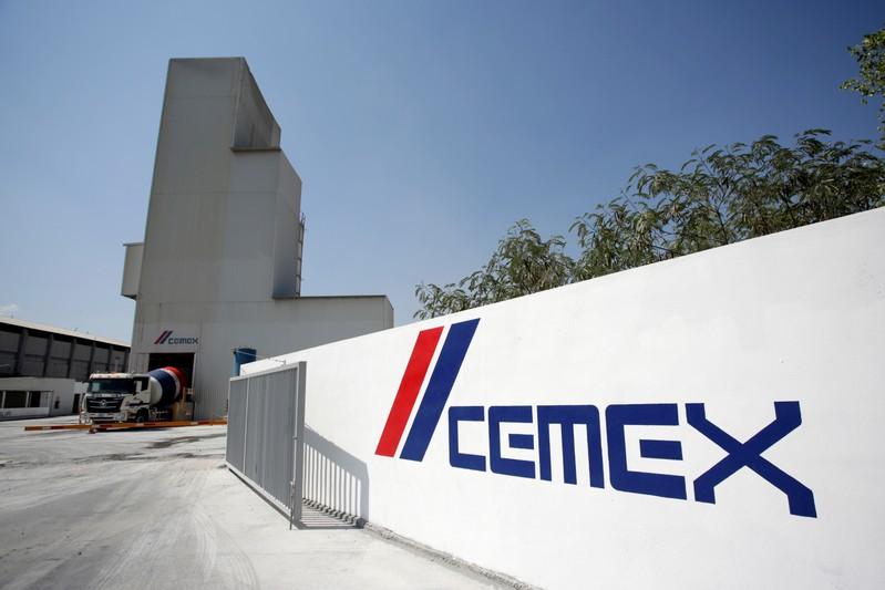 Mexicos Cemex says to help in NotreDames restoration