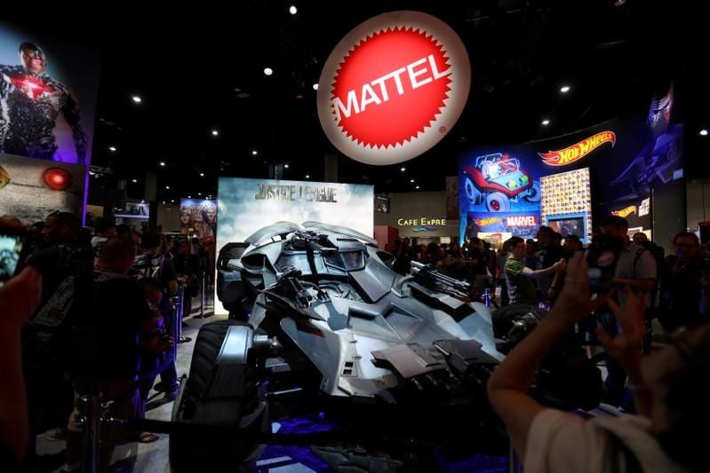 Mattel signals end to Toys quotRquot Us woes as Barbie boosts sales
