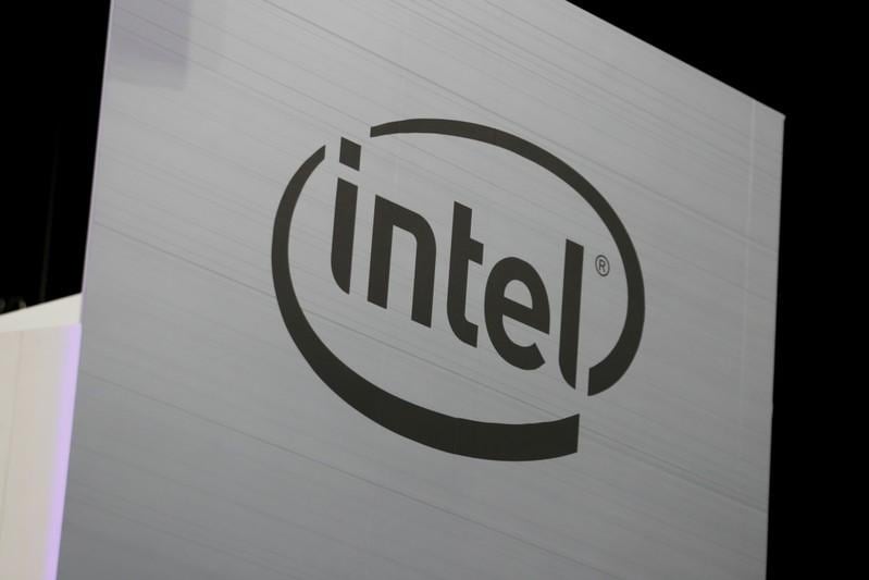 Intel puts modem business up for sale, held talks with Apple: WSJ