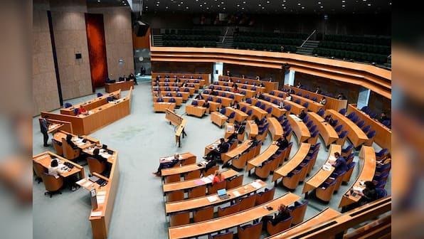 Rutte's prospects of forming new Dutch government wane as coalition partner quits