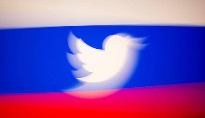Russia extends punitive Twitter slowdown until midMay