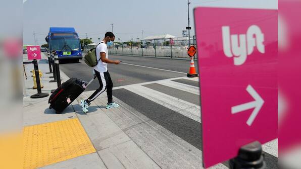 Uber, Lyft tout U.S. ride-hail driver pay, incentives amid demand uptick
