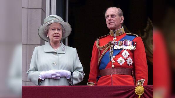 Despite loss of husband, little sign Queen Elizabeth will abdicate
