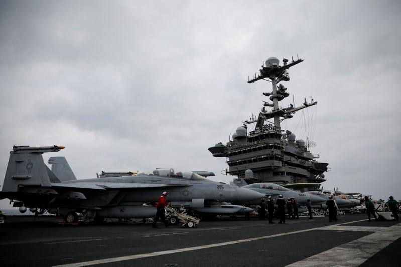 U.S. Navy jets begin sorties against IS in Syria from Mediterranean U.S. Navy jets begin sorties against IS in Syria from Mediterranean