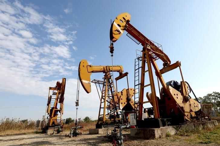 Oil prices push higher after U.S. walks away from Iran nuclear deal