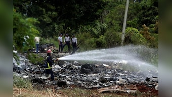 More than 100 killed in passenger plane crash in Cuba