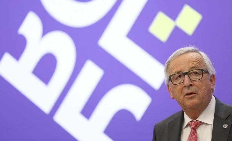 Amid political row EUs Juncker says Italy deserves respect